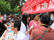 我院过敏反应科开展“世界哮喘日”义诊活动