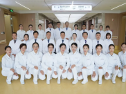 七旬老人“养癌”15年，人医专家解决“卡脖子”难题